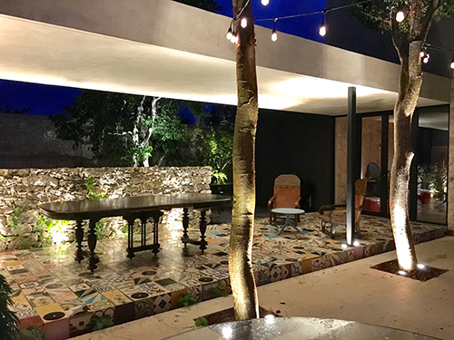 Interior casa dzidzil-ha